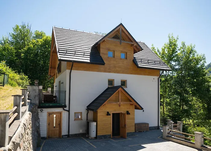 בית אירוח Pieninska Roza שצ'בניצה